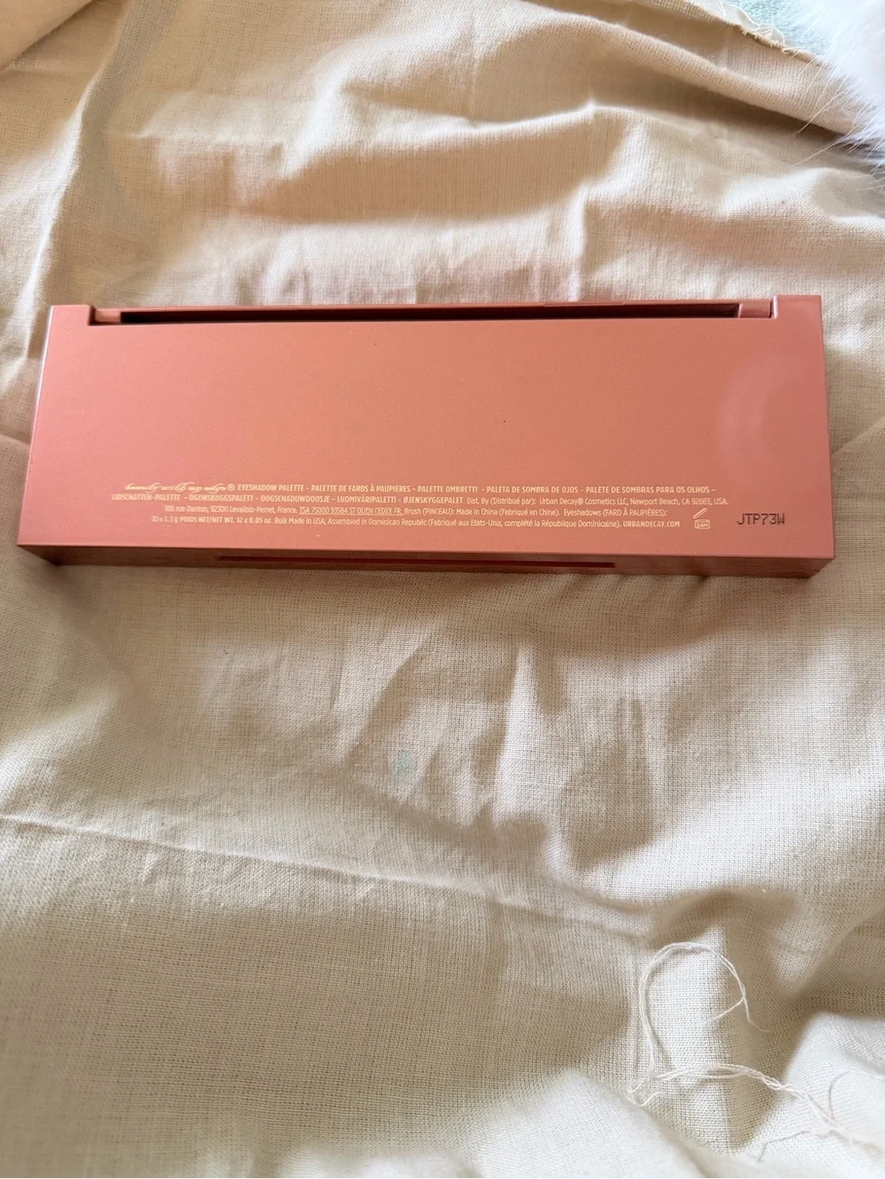 Urban Decay Naked Heat Eyeshadow Palette + Dual-Ended Brush